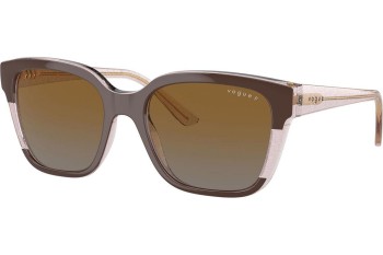 Napszemüvegek Vogue Eyewear VO5558S 3136T5 Polarized Szogletes Barna