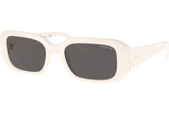 Napszemüvegek Vogue Eyewear VO5565S 312487 Szogletes Bézs